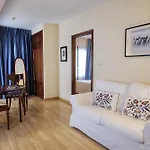 Hotel Y Arias