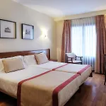 Hotel Y Arias