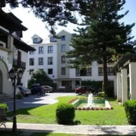 Y Arias Hotel Navia