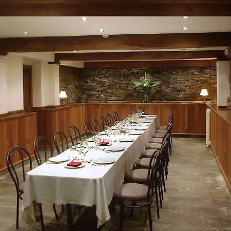 Y Arias Hotel Navia