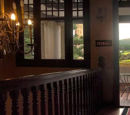Hotel Y Arias 3*