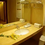 Y Arias Hotel