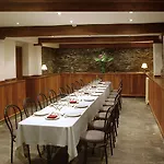 Y Arias Hotel Navia