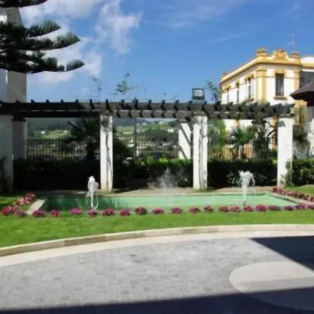 Hotel Y Arias